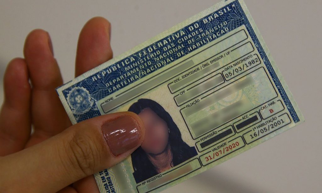 Habilitações vencidas em 2020 terão um ano a mais de validade Habilitações vencidas em 2020 terão um ano a mais de validade