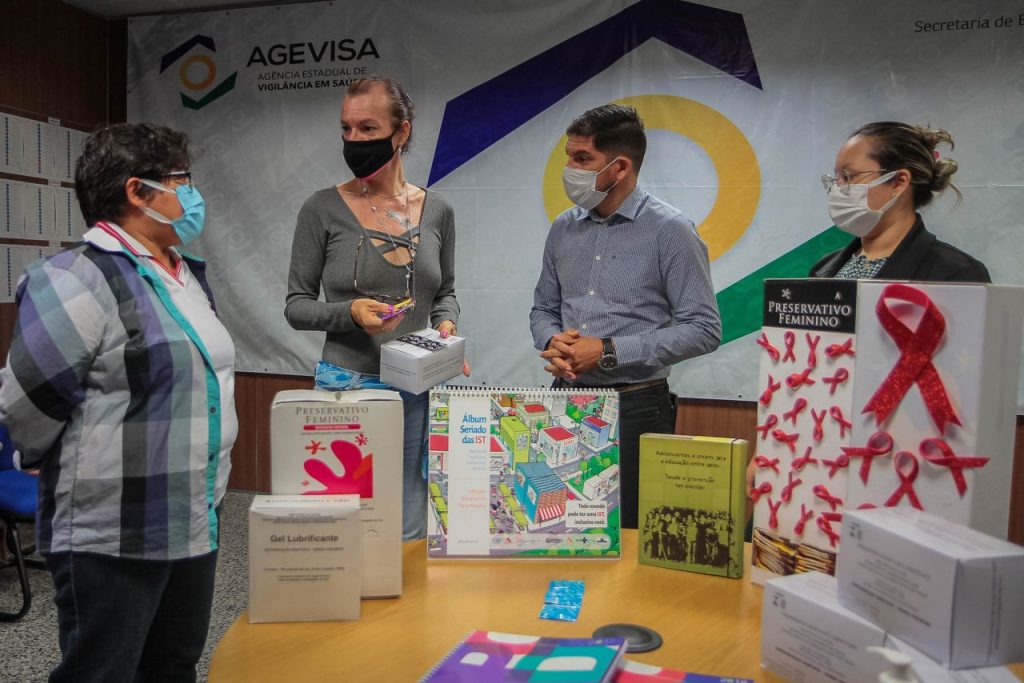 Agevisa entrega preservativos e insumos à comunidade de gênero Agevisa entrega preservativos e insumos à comunidade de gênero