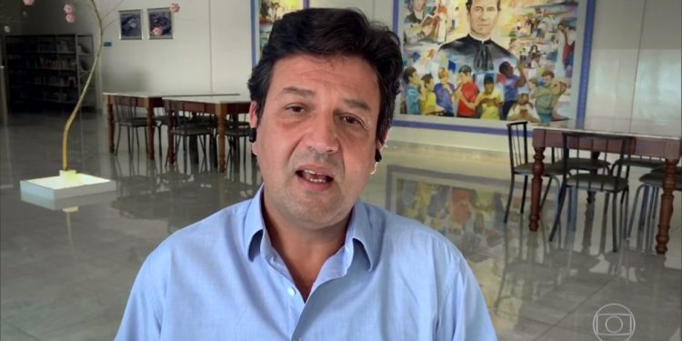 Após transferência de pacientes do AM com a nova cepa do Covid, “Brasil poderá ter uma Mega epidemia daqui a 60 dias” diz Mandetta Após transferência de pacientes do AM com a nova cepa do Covid, “Brasil poderá ter uma Mega epidemia daqui a 60 dias” diz Mandetta