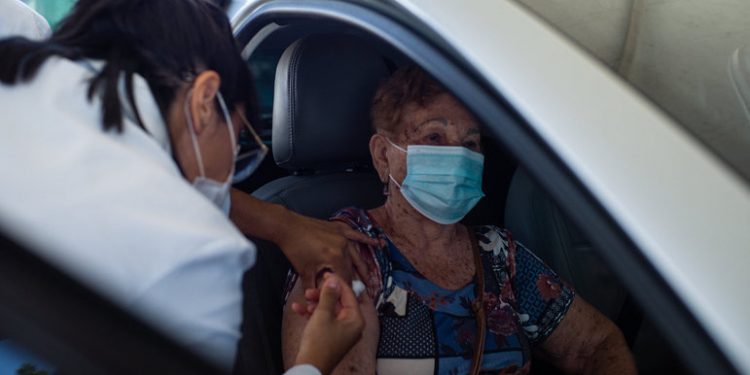 Brasil é o 6º país em número de doses de vacinas aplicadas Brasil é o 6º país em número de doses de vacinas aplicadas