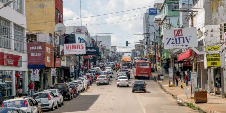 Rondônia registra aumento no número de empresas abertas e redução de baixas na Jucer