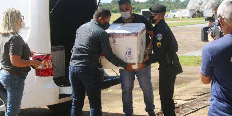 Mais 36.600 doses da vacina contra Covid-19 serão enviadas às Regionais de Saúde