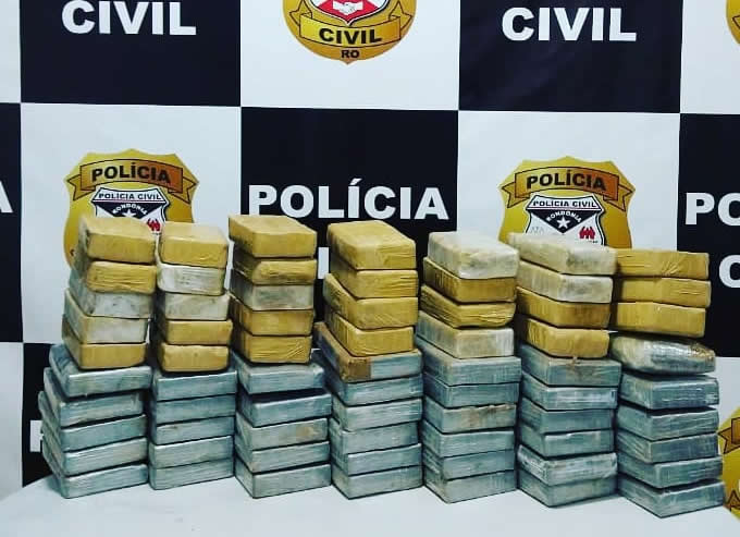 PC prende traficante com carregamento de cocaína avaliado em cerca de R$ 2 milhões PC prende traficante com carregamento de cocaína avaliado em cerca de R$ 2 milhões