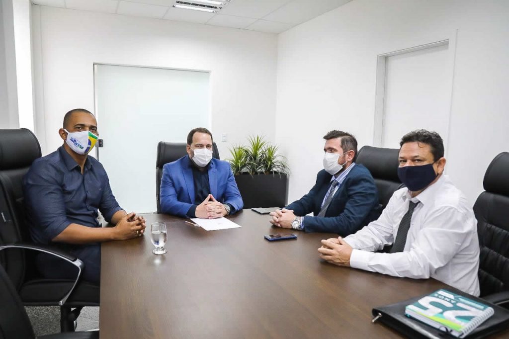 Alex Redano assegura emenda para compra de tubos para substituir pontes de madeira em Cacoal Alex Redano assegura emenda para compra de tubos para substituir pontes de madeira em Cacoal