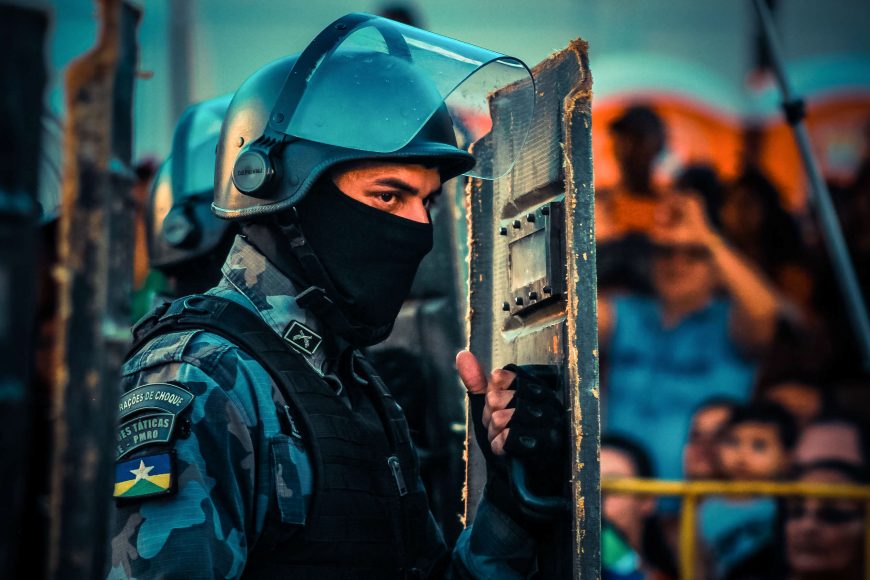 Combate à criminalidade será reforçada com a aquisição de viatura blindada para a PM Combate à criminalidade será reforçada com a aquisição de viatura blindada para a PM