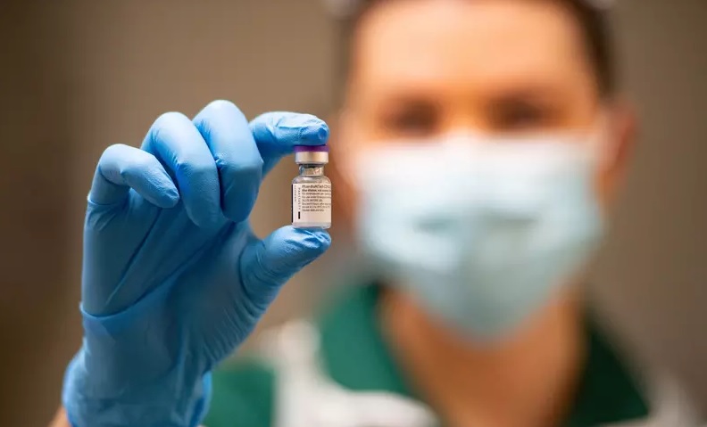 Coordenador de testes Pfizer prevê alta quantidade de vacinas no Brasil Coordenador de testes Pfizer prevê alta quantidade de vacinas no Brasil