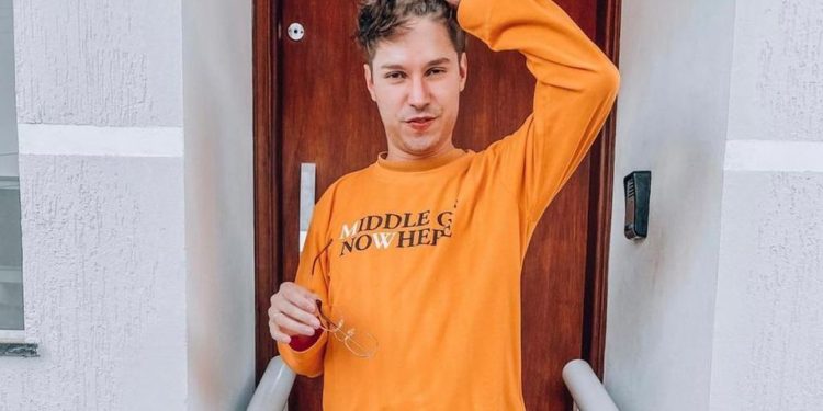 Ator Daylon Martineli afirma: Masculino ou Feminino? Tanto faz!