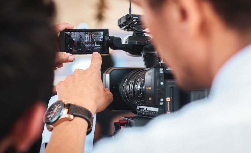 Videomaker: Conheça uma profissão para superar a crise econômica Videomaker: Conheça uma profissão para superar a crise econômica