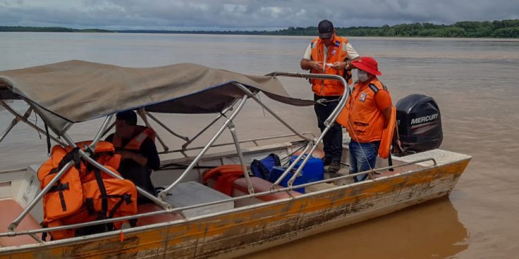 Defesa Civil orienta famílias do Baixo Madeira em Porto Velho