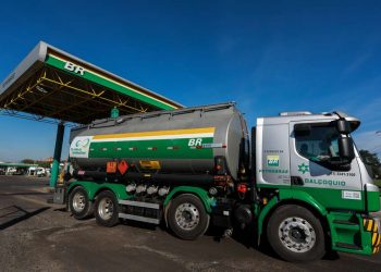 Petrobras eleva novamente preços da gasolina e do diesel