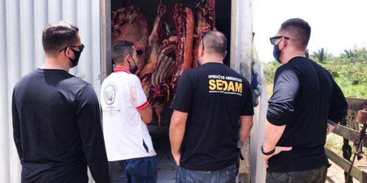 Governo reforça fiscalização para combater abate e comércio ilegal de carne bovina