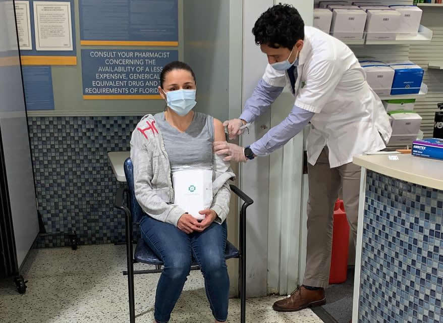 Rondoniense tem acesso fácil a vacina contra a Covid-19 nos EUA Rondoniense tem acesso fácil a vacina contra a Covid-19 nos EUA