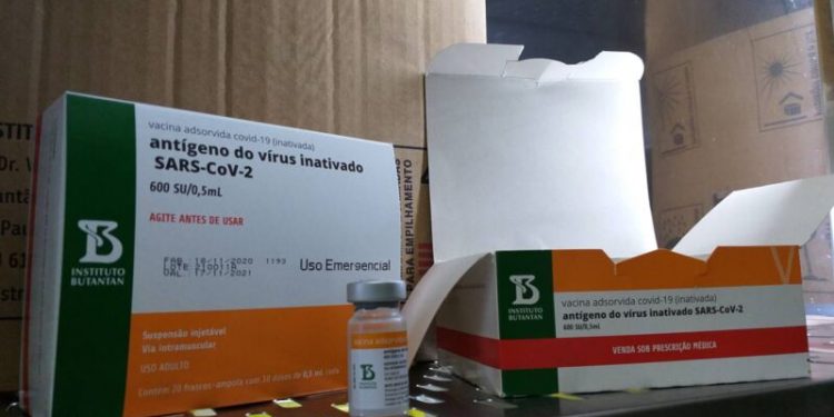 Butantan entrega nova remessa de 5 mi de doses da CoronaVac
