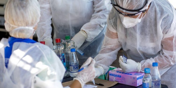 Mais de 800 pessoas realizaram teste rápido contra a Covid-19 em Cacoal