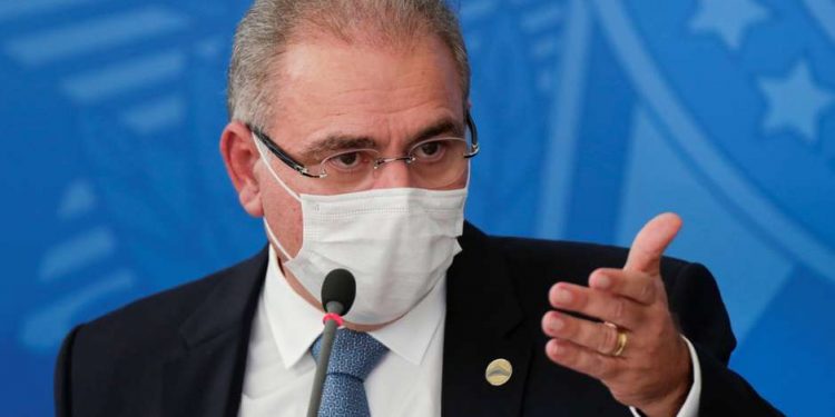 Ministro da Saúde busca permuta com EUA por 20 milhões de vacinas