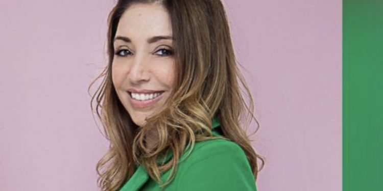 Lipoaspiração de papada: saiba tudo sobre o procedimento da harmonização facial Lipoaspiração de papada: saiba tudo sobre o procedimento da harmonização facial