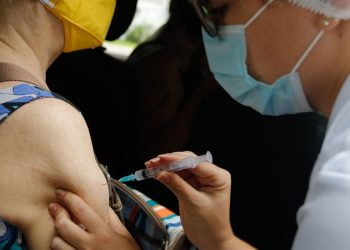 Covid-19: governo anuncia distribuição de mais 4,4 milhões de vacinas