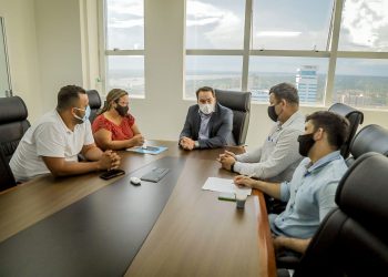 Alex Redano destina R$ 300 mil para compra de tubos e patrolamento de estradas em Cacaulândia