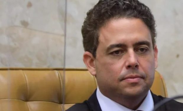 Comissão da OAB diz que Bolsonaro cometeu crime de responsabilidade Comissão da OAB diz que Bolsonaro cometeu crime de responsabilidade