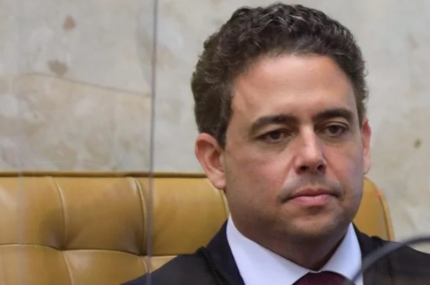 Comissão da OAB diz que Bolsonaro cometeu crime de responsabilidade Comissão da OAB diz que Bolsonaro cometeu crime de responsabilidade