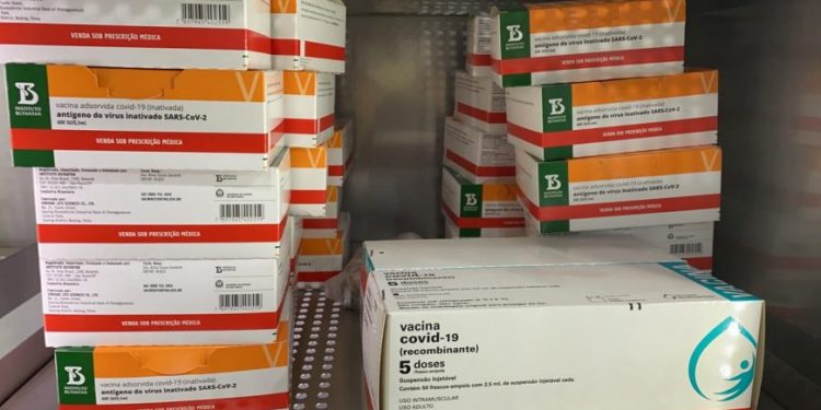 Governo dá sequência à campanha de imunização contra a covid-19 Governo dá sequência à campanha de imunização contra a covid-19