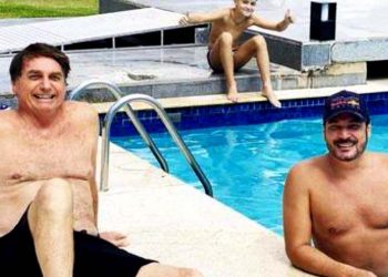 Presidente Bolsonaro recebe familiares e amigos em churrasco no Palácio da Alvorada