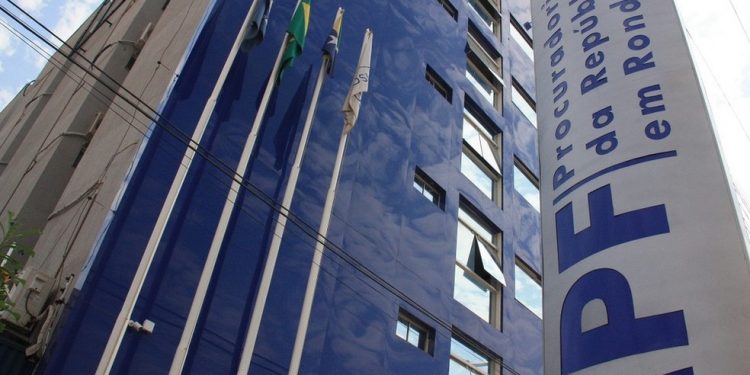 MPF recomenda que municípios alterem nomes de bens públicos que homenageiam pessoas vivas