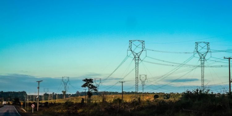 Procon orienta consumidores sobre ressarcimento de valores gastos na instalação de energia