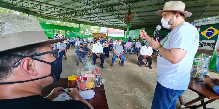 Alex Redano participa de reunião com o setor produtivo em Ariquemes Alex Redano participa de reunião com o setor produtivo em Ariquemes