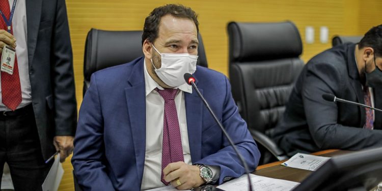 Alex Redano prestigia posse do novo procurador geral de justiça do Ministério Público