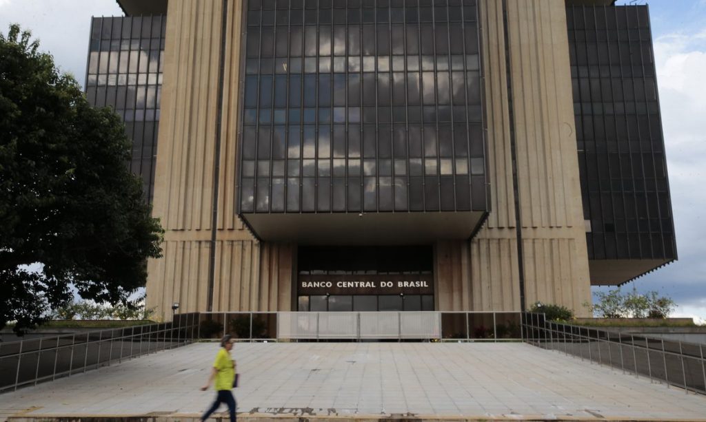 Mercado financeiro prevê crescimento econômico do Brasil de 3,96% neste ano Mercado financeiro prevê crescimento econômico do Brasil de 3,96% neste ano