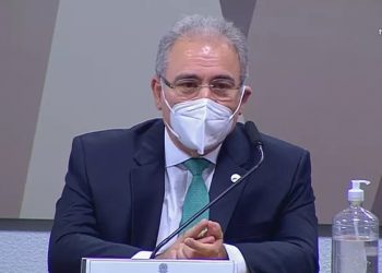 Queiroga diz que sucesso da vacinação é fundamental para o retorno da economia