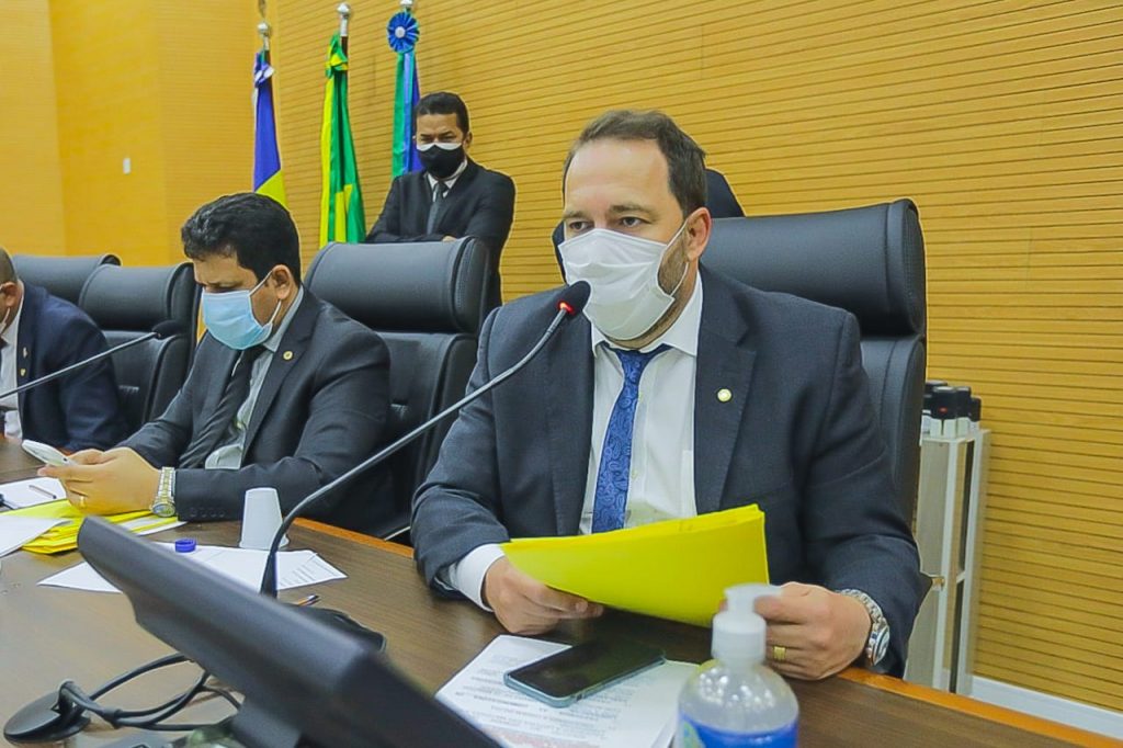Presidente Alex Redano acompanha trabalho do Governo para a retomada das cirurgias eletivas Presidente Alex Redano acompanha trabalho do Governo para a retomada das cirurgias eletivas