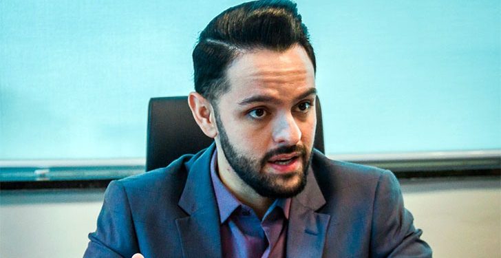 Justiça reconduz Junior Gonçalves ao comando da Casa Civil