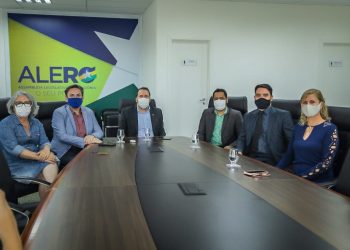 Presidente da Assembleia discute implantação do Sistema Renalegis com a Fecomércio