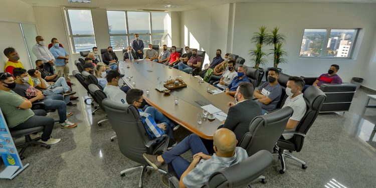 Alex Redano participa de encontro do setor de eventos com o chefe da Casa Civil