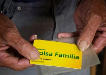 Bolsonaro diz que novo Bolsa Família será de R$ 300