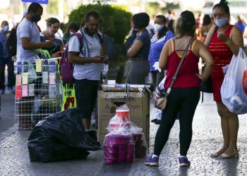 Pandemia ainda provoca impactos no mercado de trabalho, diz Ipea