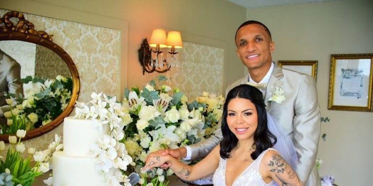 Influenciadora Nati Pires usa sua fama para ajudar animais abandonados