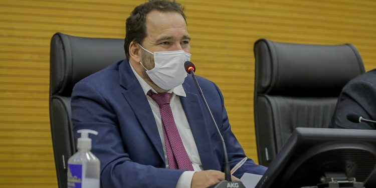 Liberado emenda do Alex Redano para a Federação de Futebol 7 Society adquirir material esportivo