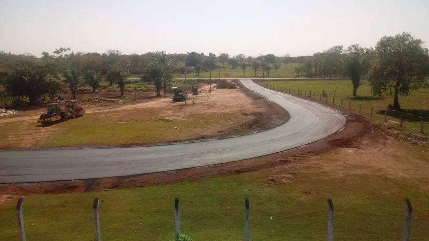 DER conclui asfaltamento na entrada do presídio de Alvorada do Oeste DER conclui asfaltamento na entrada do presídio de Alvorada do Oeste