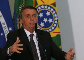 Bolsonaro diz que deve vetar dinheiro para o fundo eleitoral