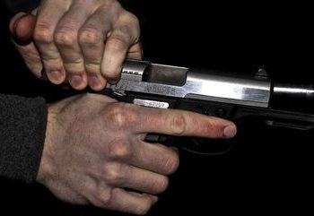 Governo federal revoga cobrança de imposto para exportação de armas