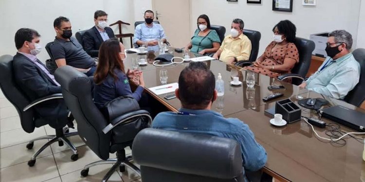Retorno das aulas presenciais em Rondônia é tema de reunião entre TCE, MPC, MP, Agevisa e representantes dos profissionais da educação Retorno das aulas presenciais em Rondônia é tema de reunião entre TCE, MPC, MP, Agevisa e representantes dos profissionais da educação