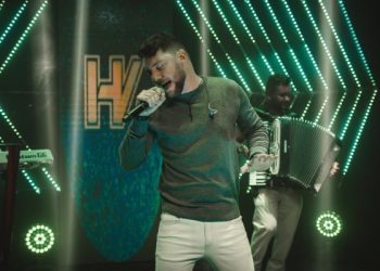 Helinho Ventura: conheça o famoso cantor que é sucesso no país
