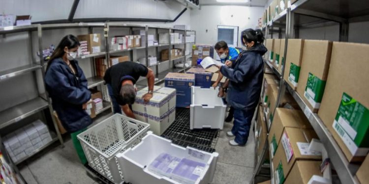 Rondônia recebe nova remessa com mais de 50 mil doses da Pfizer