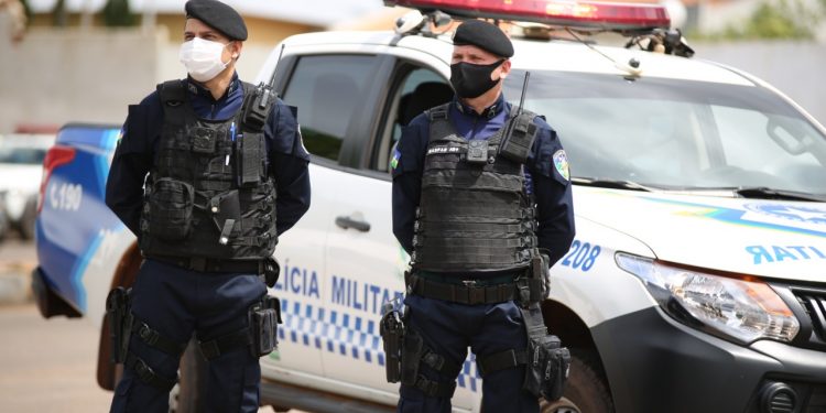 Com volta das aulas presenciais, Polícia Militar reforça policiamento próximo às escolas