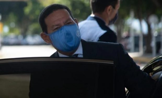 Mourão: caso voto impresso seja rejeitado “Não tem mais o que fazer” Mourão: caso voto impresso seja rejeitado “Não tem mais o que fazer”