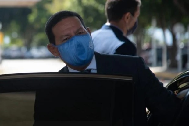 Mourão: caso voto impresso seja rejeitado “Não tem mais o que fazer” Mourão: caso voto impresso seja rejeitado “Não tem mais o que fazer”