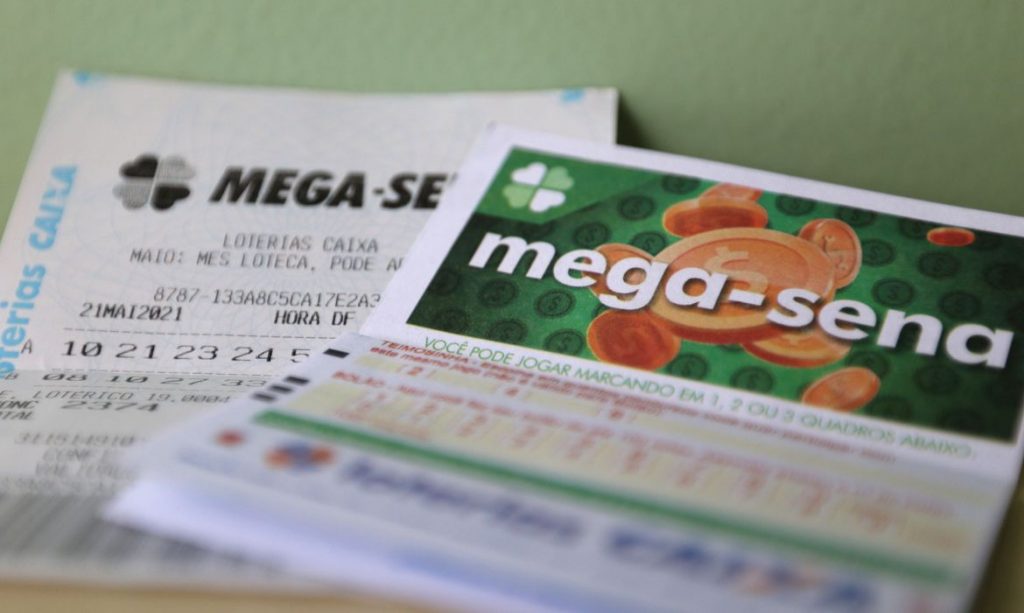 Mega-Sena sorteia nesta terça-feira um prêmio de R$ 65 milhões Mega-Sena sorteia nesta terça-feira um prêmio de R$ 65 milhões